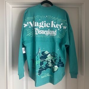 Disneyland Resort Magic Key Half Marathon Spirit Jersey Sz M NWT